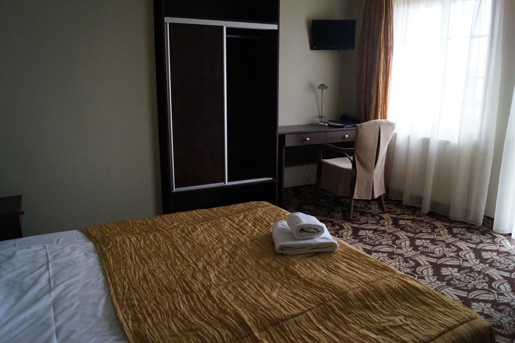 Hotel Sloneczny Brzeg Biskupiec  Cameră foto